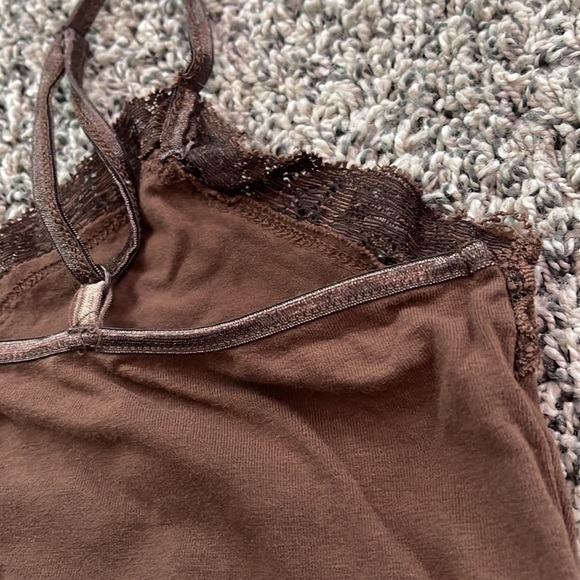 brown tank with lace deep vneck size Medium - Picture 9 of 16